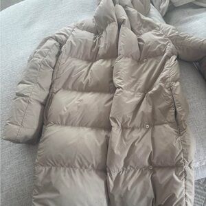 Women's Aritzia Tan Puffer Jacket